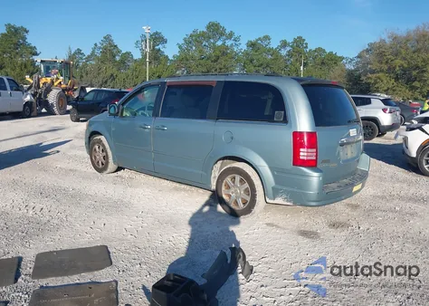 2008 Chrysler Town & Country Touring из США, поврежденный, VIN 2A8HR54P78R781607